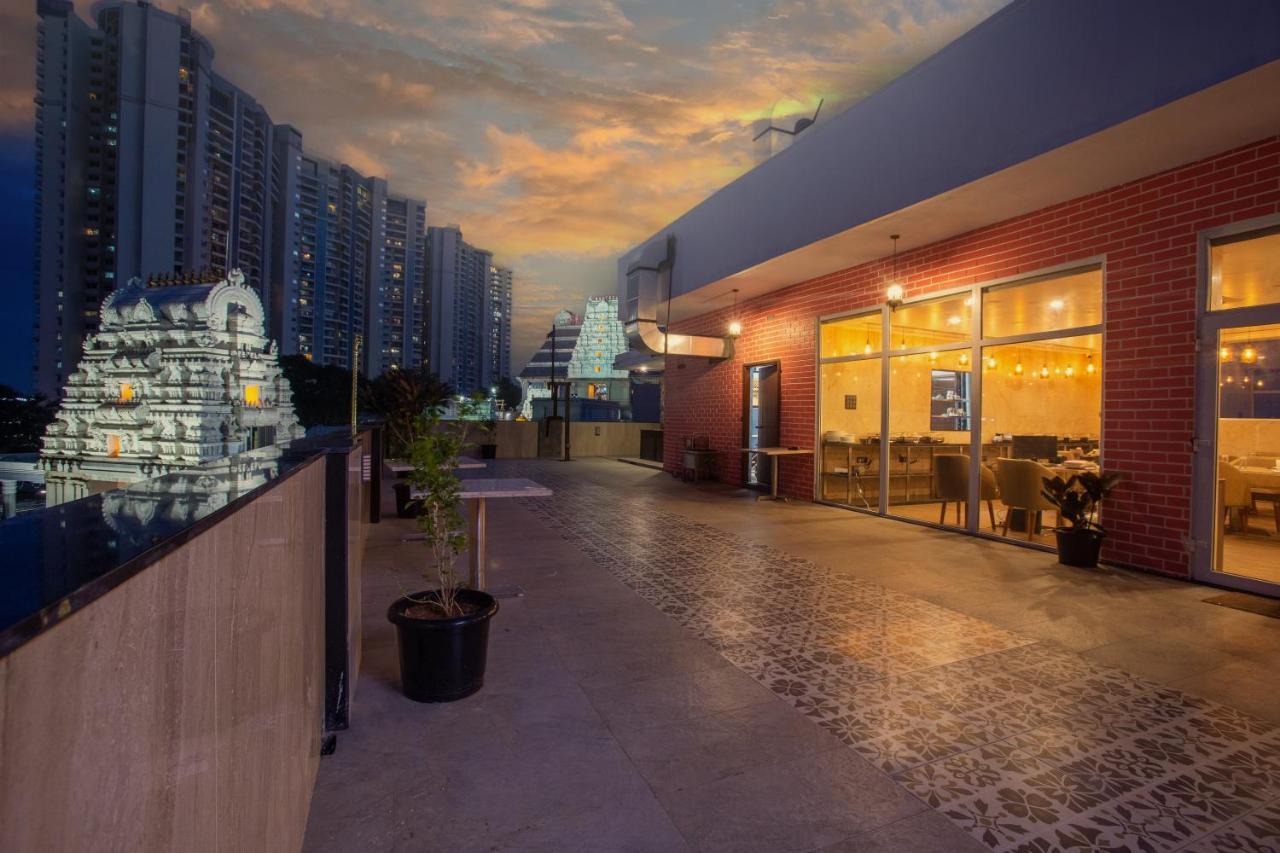 Kingston Hotel Bangalore Exterior photo