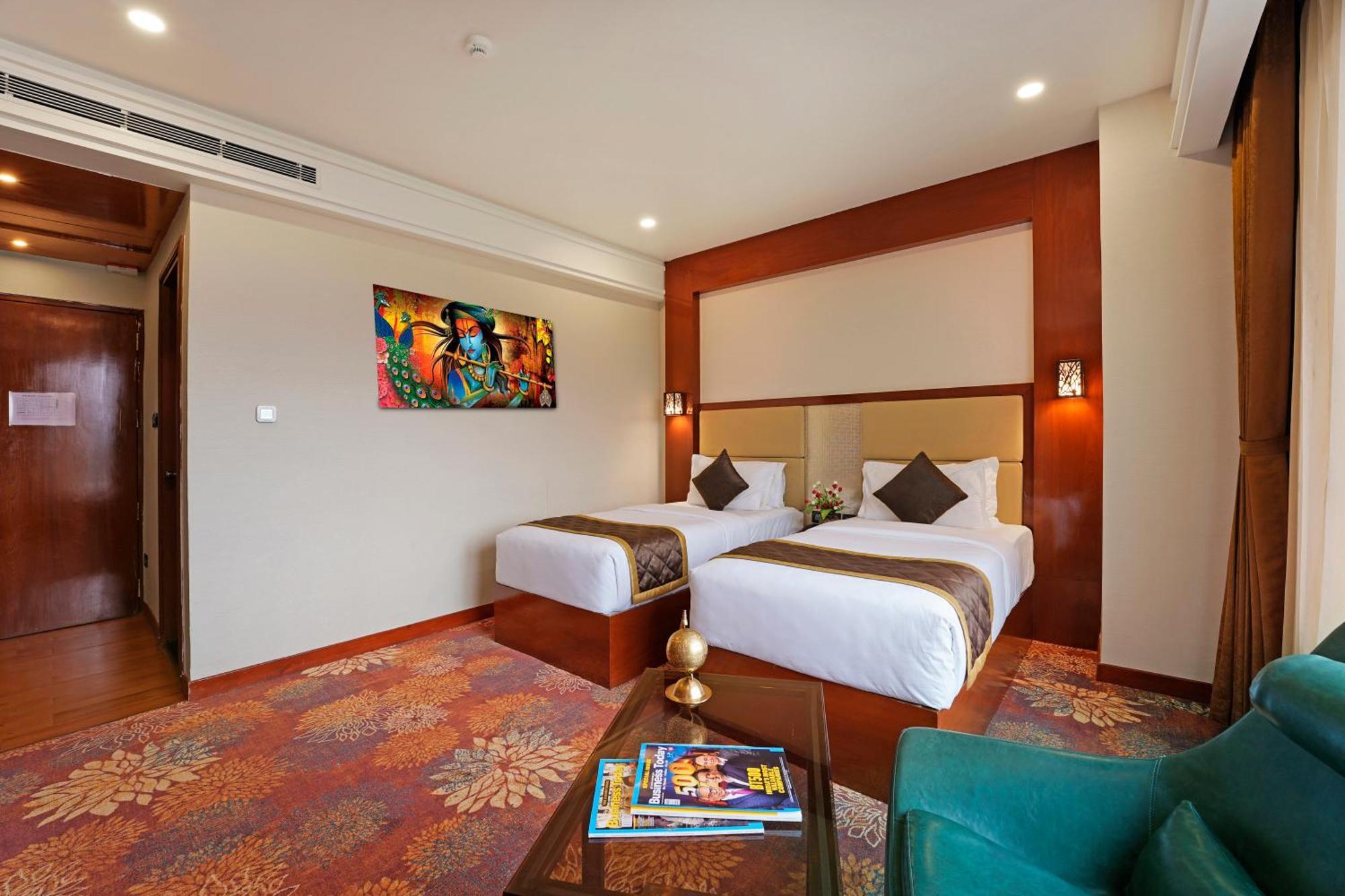Kingston Hotel Bangalore Exterior photo